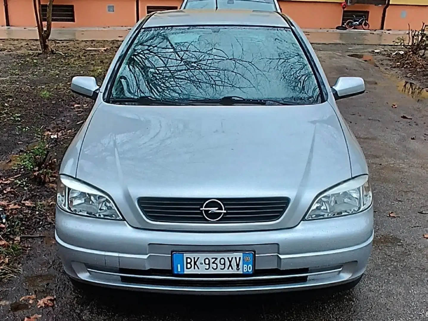 Opel Astra 1.6 Edition 100 Argento - 1