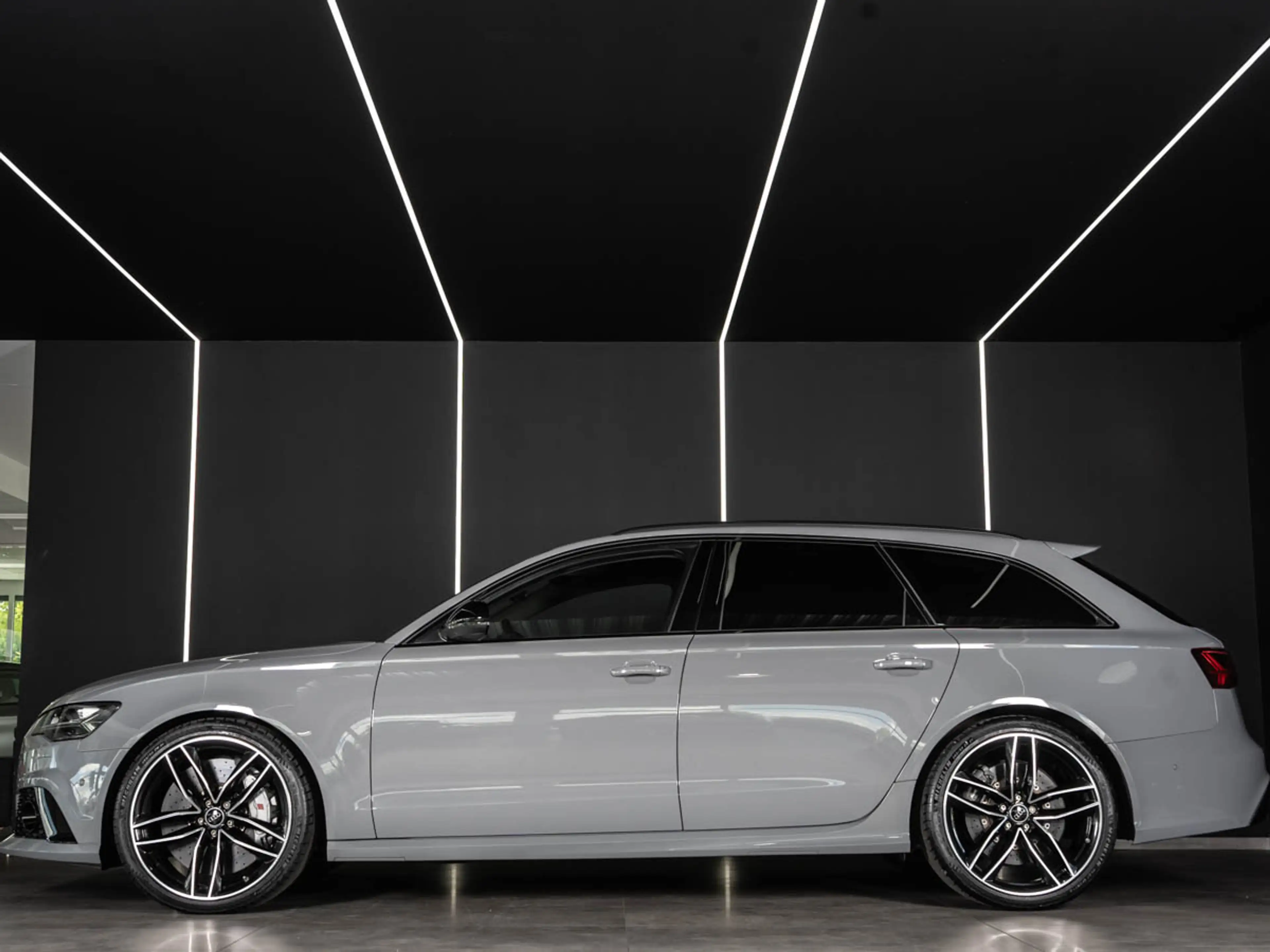 Audi RS6 Performance  *AKRAPOVIC*KERAMIK*BOSE*NARDO* — photo 8