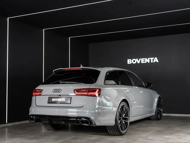 Audi RS6 view 9