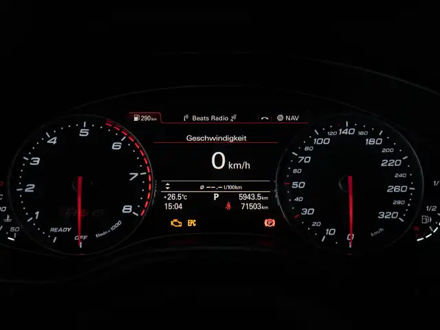 Audi RS6 view 24