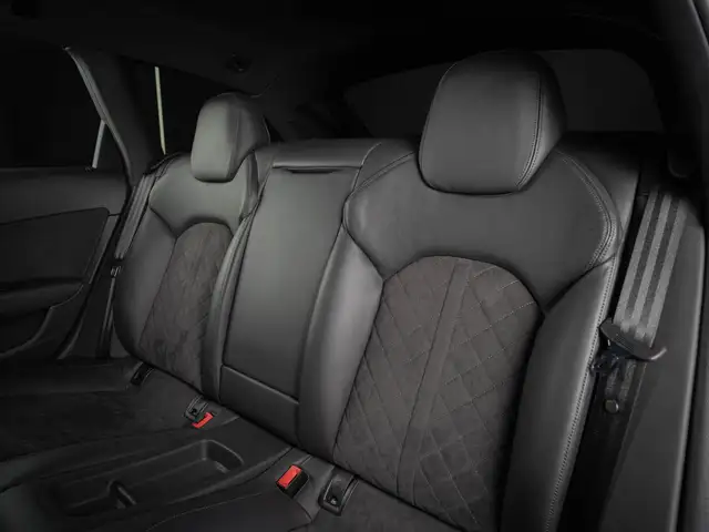 Audi RS6 view 26