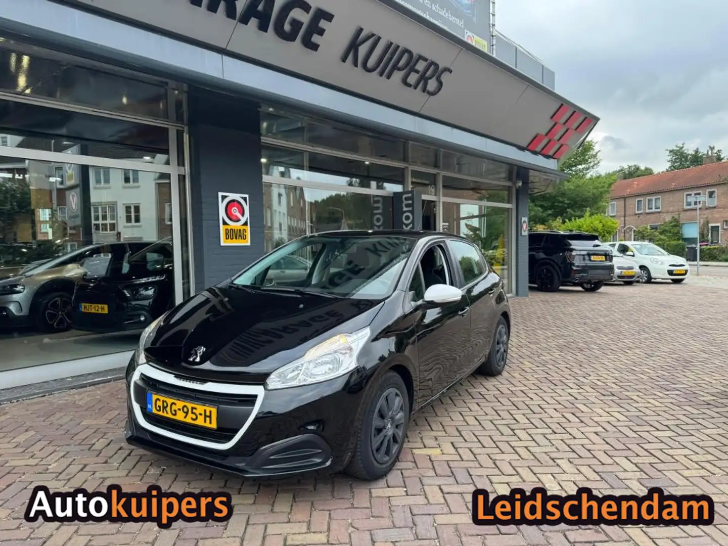 Peugeot 208 1.2 PureTech Access Noir - 2