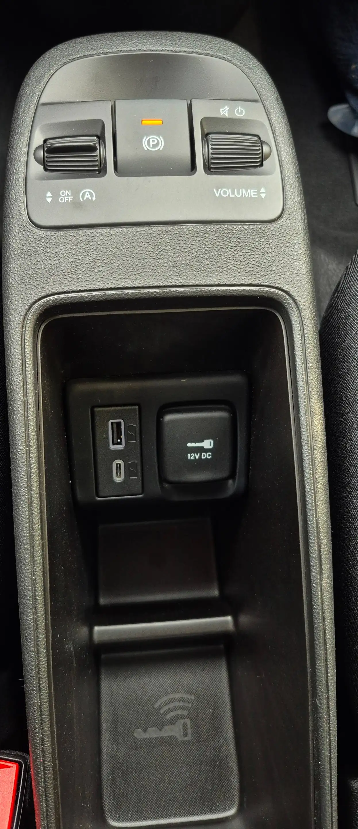 Fiat 500 1.0 Hybrid Business, Kamera, CarPlay, Shzg — photo 14