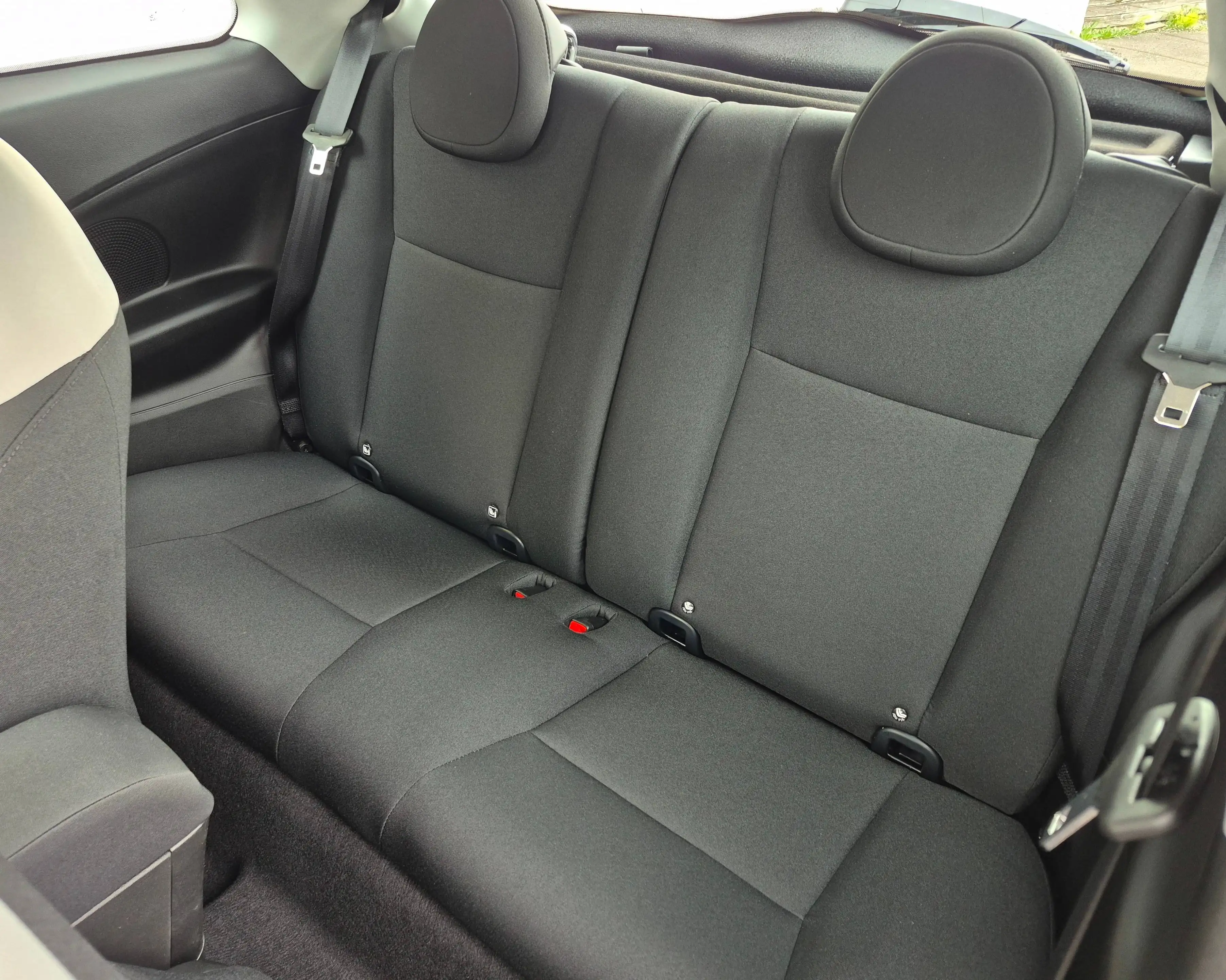 Fiat 500 1.0 Hybrid Business, Kamera, CarPlay, Shzg — photo 8