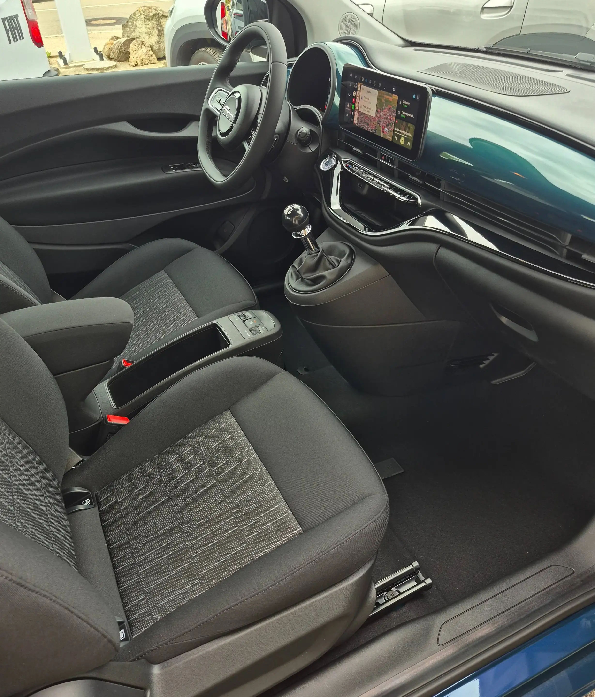 Fiat 500 1.0 Hybrid Business, Kamera, CarPlay, Shzg — photo 10