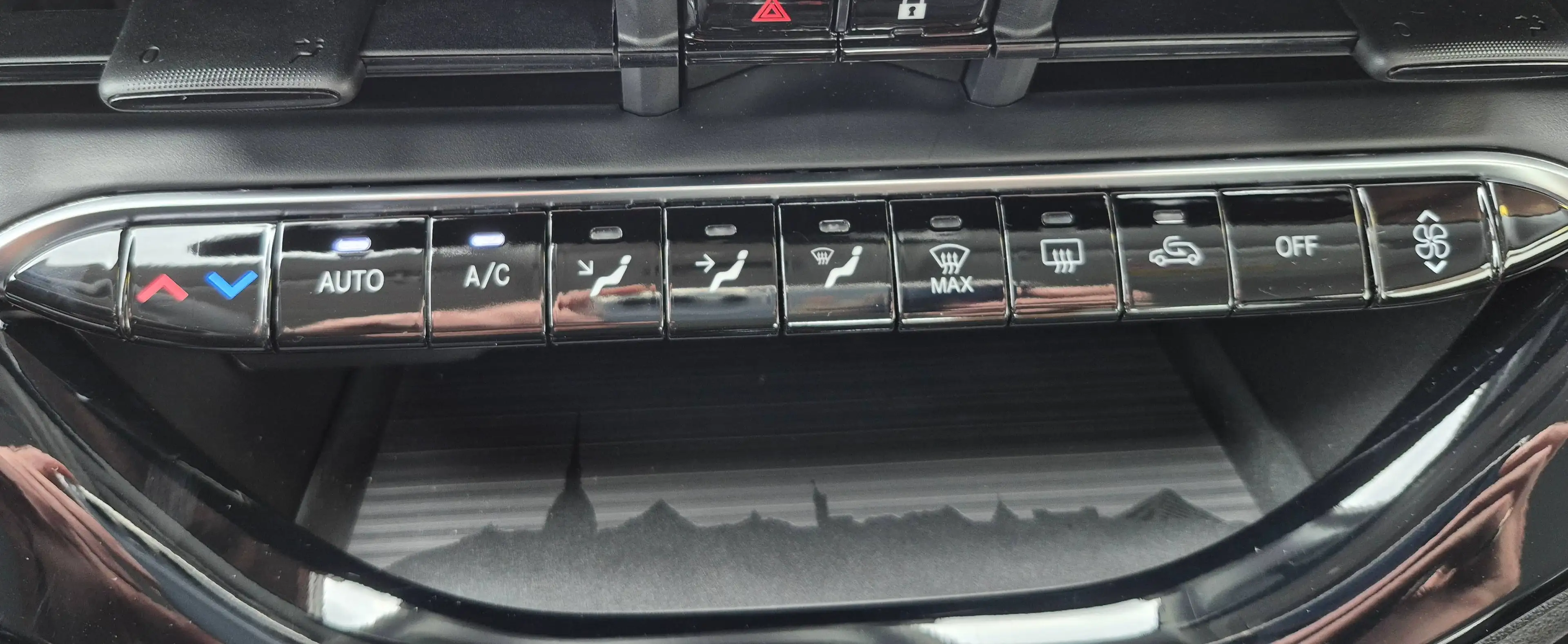 Fiat 500 1.0 Hybrid Business, Kamera, CarPlay, Shzg — photo 13