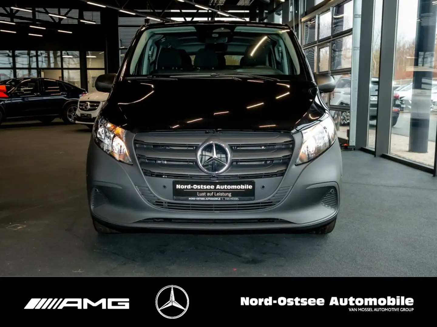 Mercedes-Benz Vito 116 TOURER PRO 4x4 NEUES MODELL 9G TRONIC LED Schwarz - 2