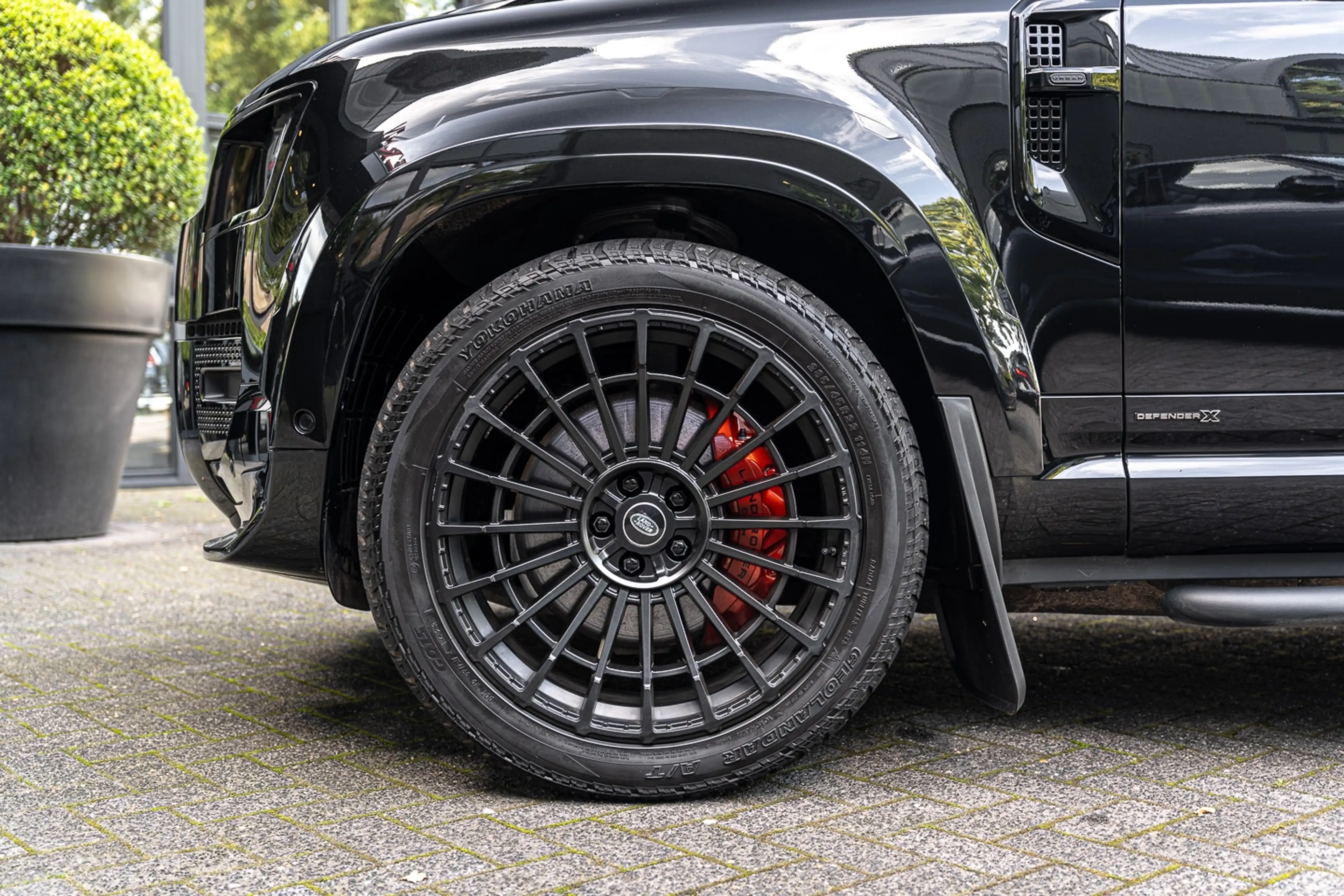 Land Rover Defender LANDROVER 110 P400e X URBAN Widetrack | Head-up | — photo 25