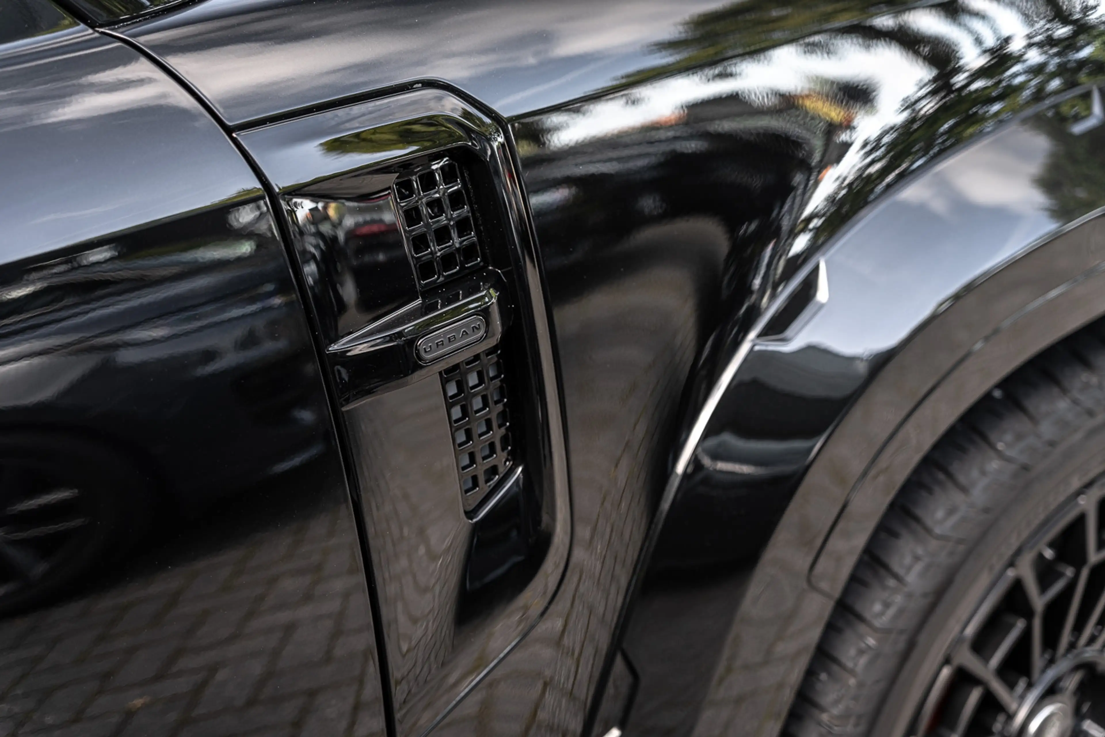 Land Rover Defender LANDROVER 110 P400e X URBAN Widetrack | Head-up | — photo 15