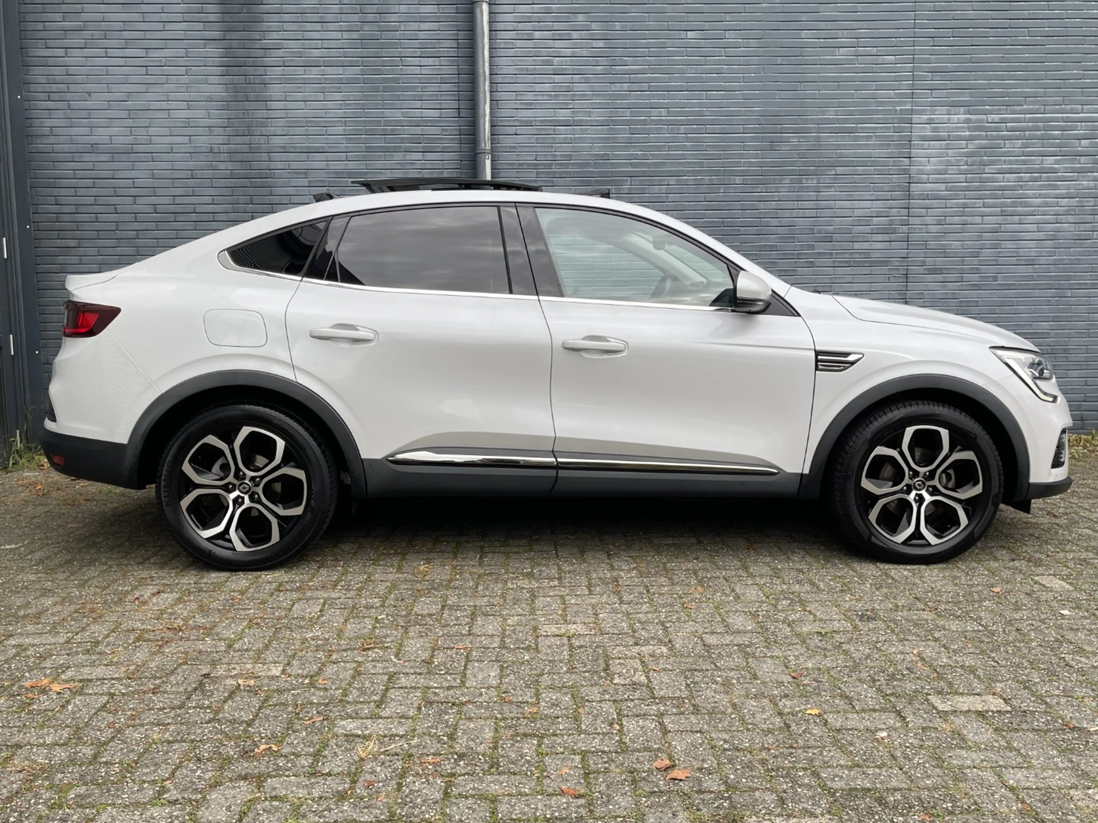 Renault Arkana 1.6 E-TECH Hybrid 145pk Automaat Intens | Elektris — photo 3