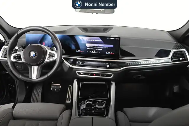 BMW X6 view 11