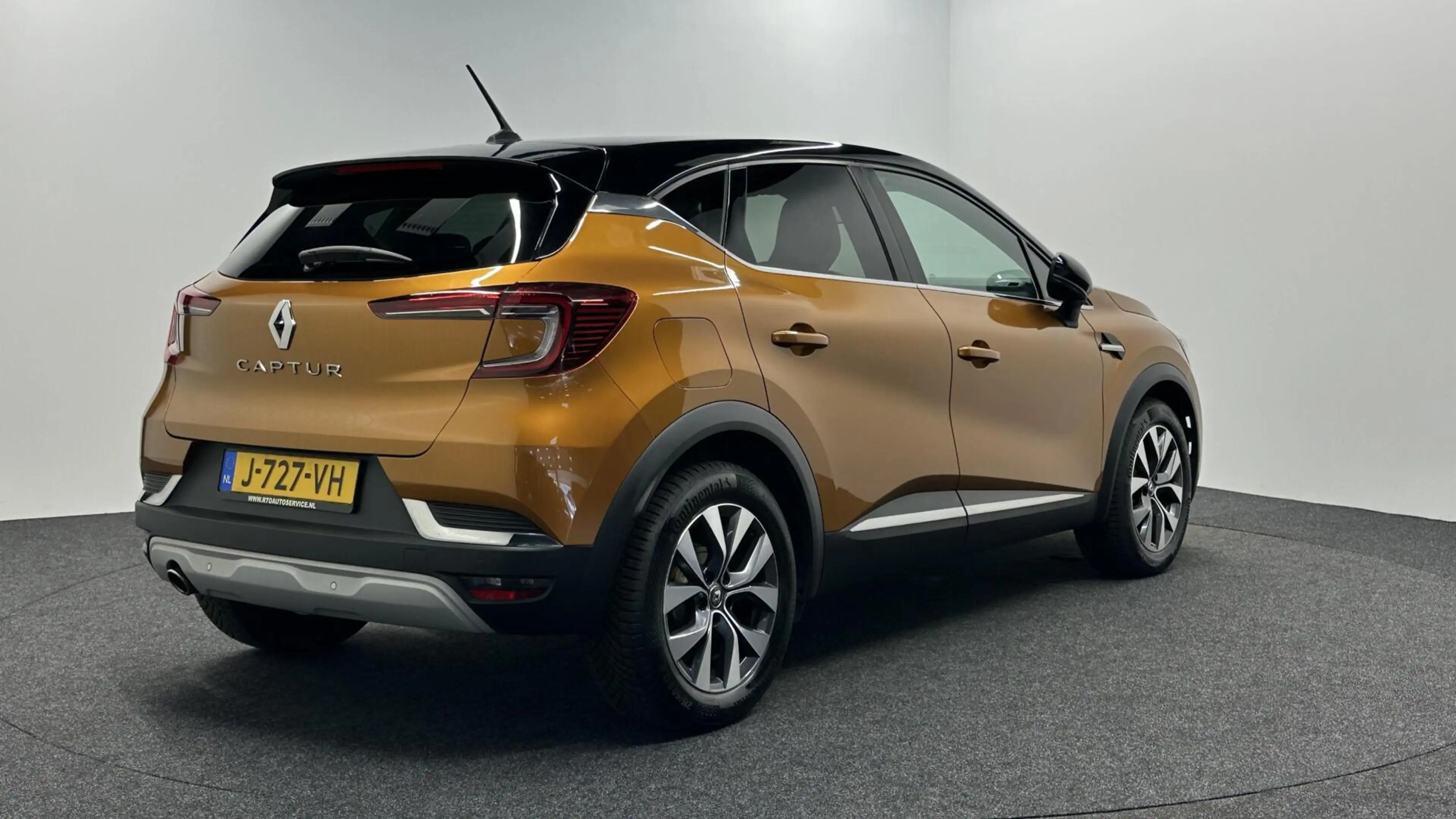 Renault Captur 1.0 TCe 100 Bi-fuel LPG Intens CARPLAY NAVI ECC CR — photo 5