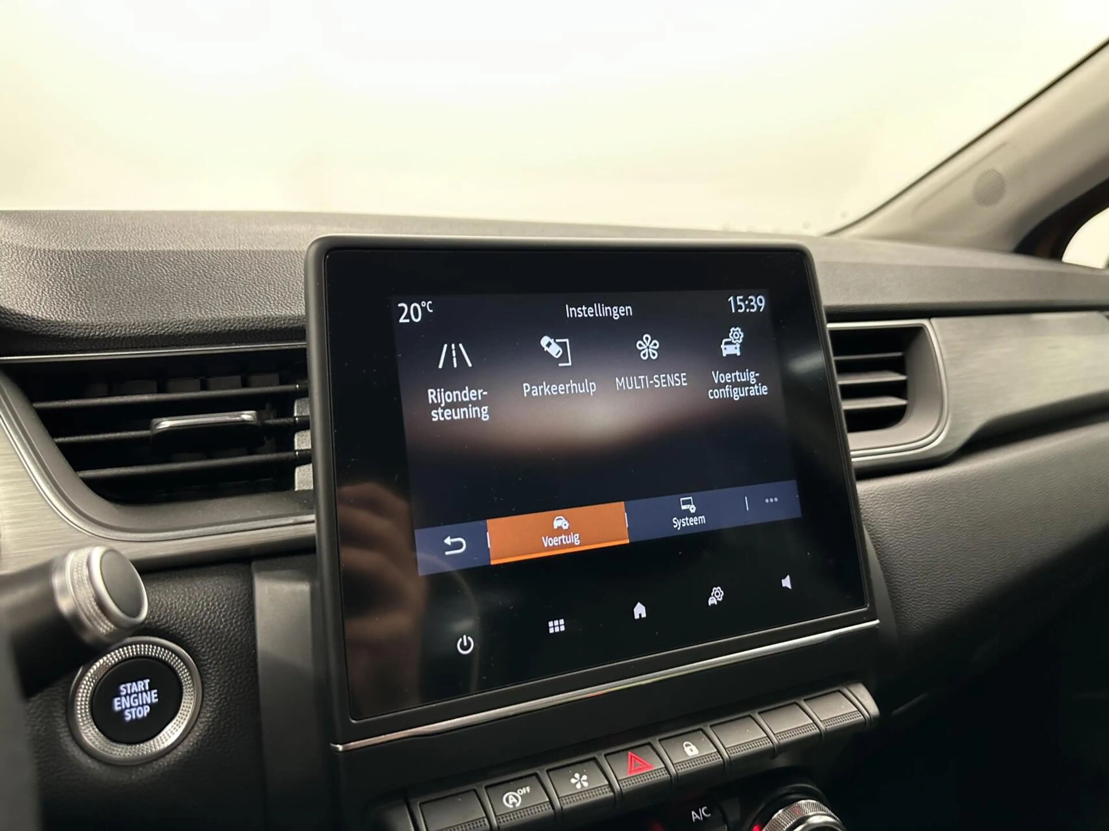 Renault Captur 1.0 TCe 100 Bi-fuel LPG Intens CARPLAY NAVI ECC CR — photo 30