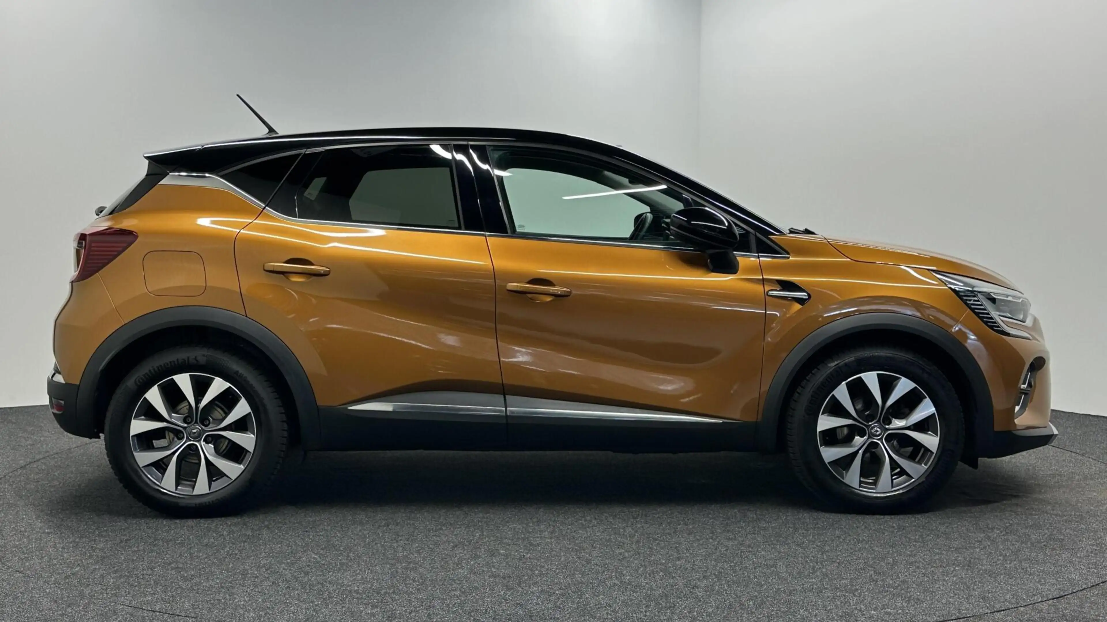 Renault Captur 1.0 TCe 100 Bi-fuel LPG Intens CARPLAY NAVI ECC CR — photo 9