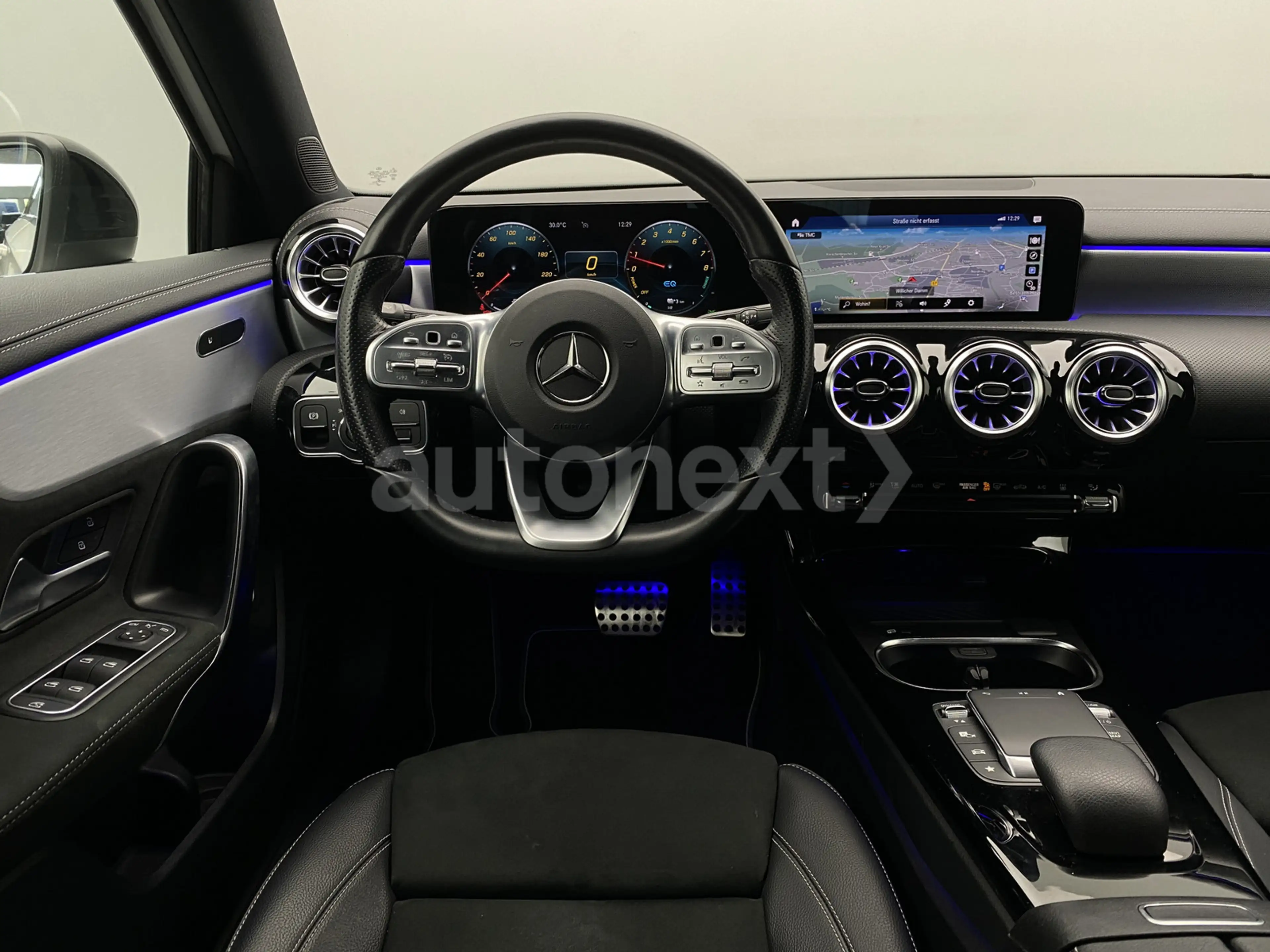 Mercedes-Benz A 250 e *2x AMG Line+Night* Edition 2020 (6345) — photo 2