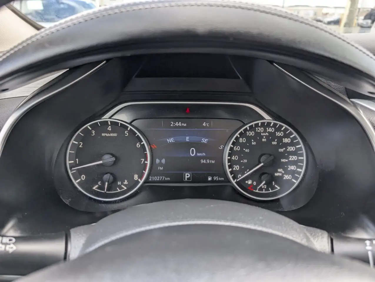 Nissan Murano снимка Nissan Murano