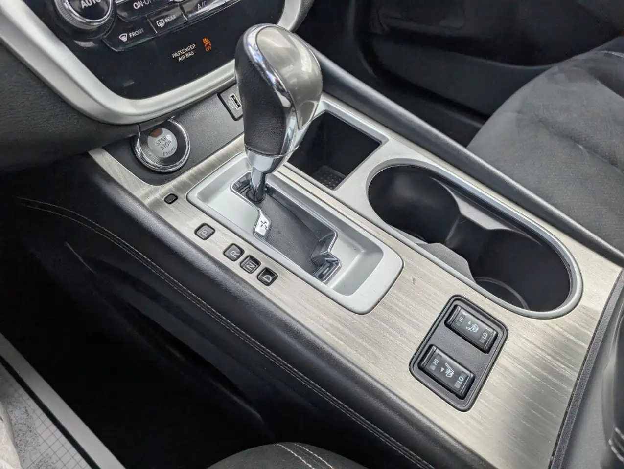 Nissan Murano снимка Nissan Murano