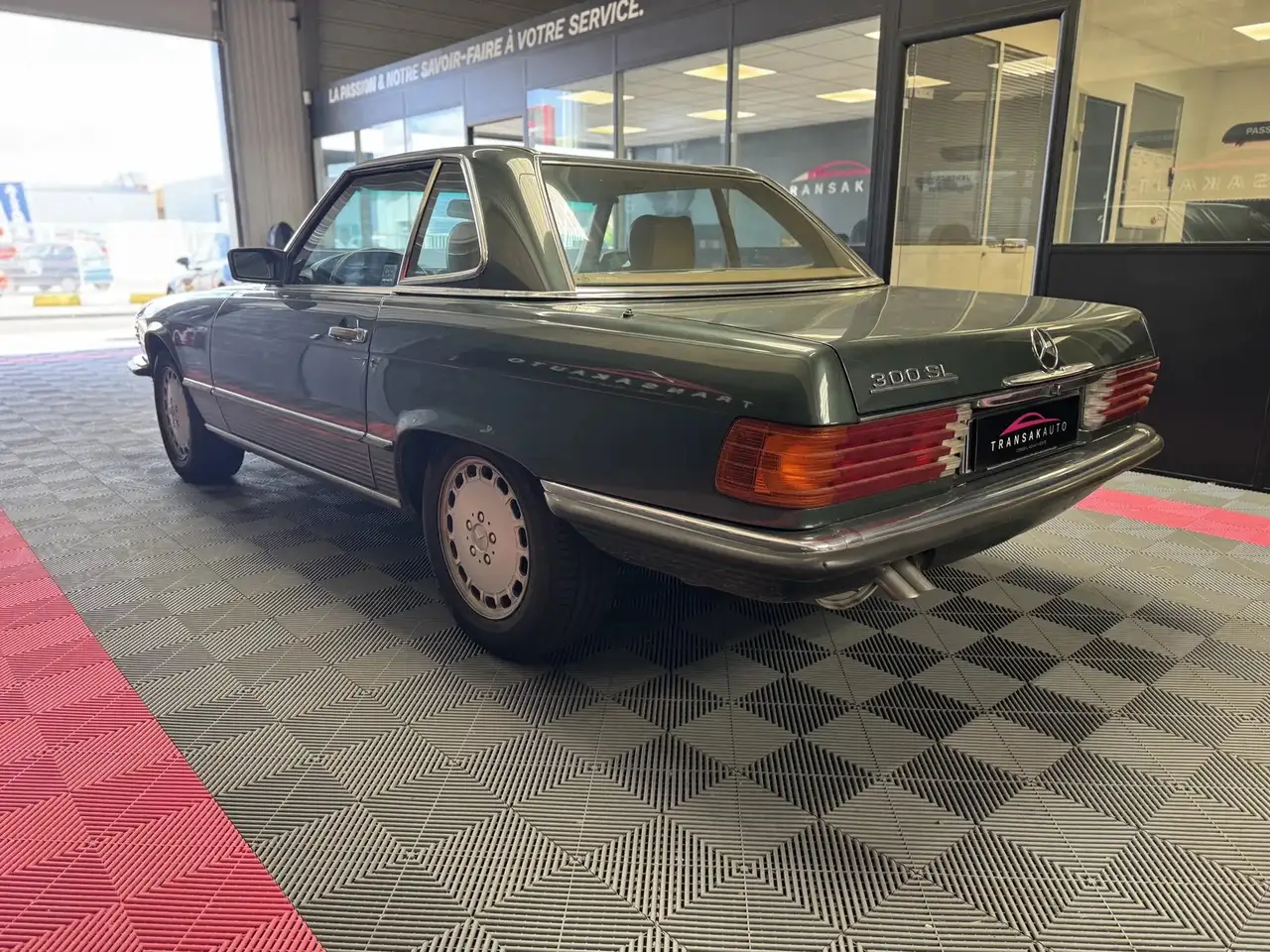 Mercedes-Benz 300 CLASSE SL R107 3.0 188 CV, foto 4