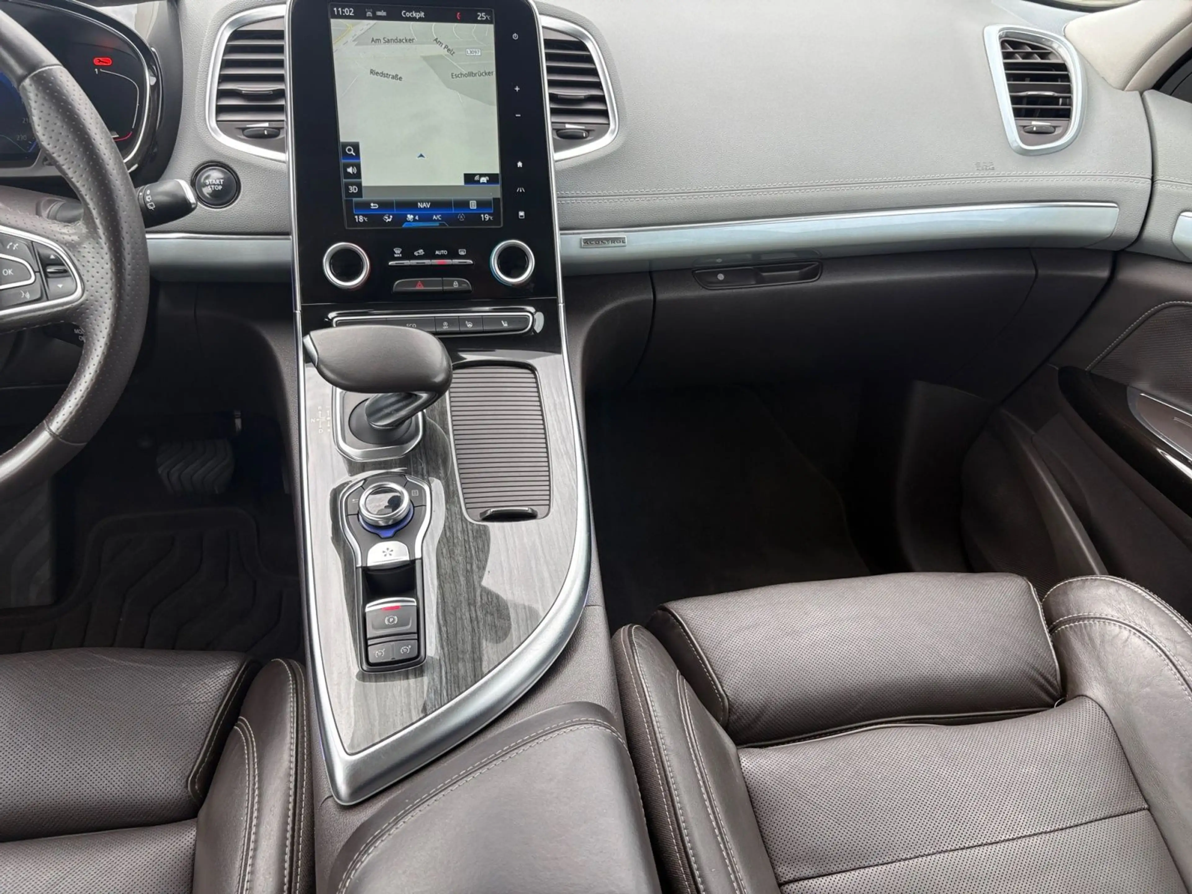 Renault Espace 1.6 dCi 160 Energy Initiale Paris — photo 15
