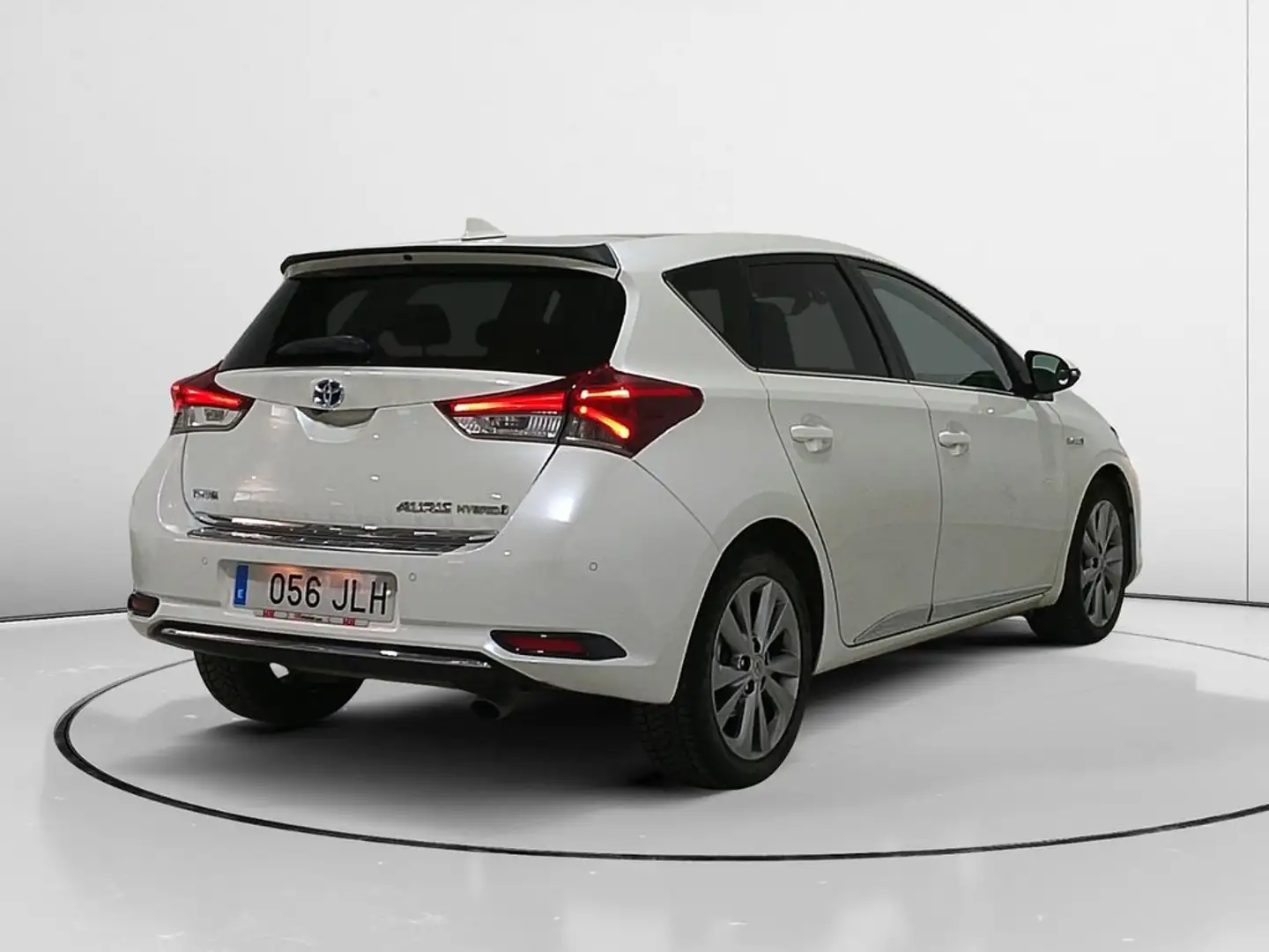 Toyota Auris hybrid 140H Advance Blanco - 2
