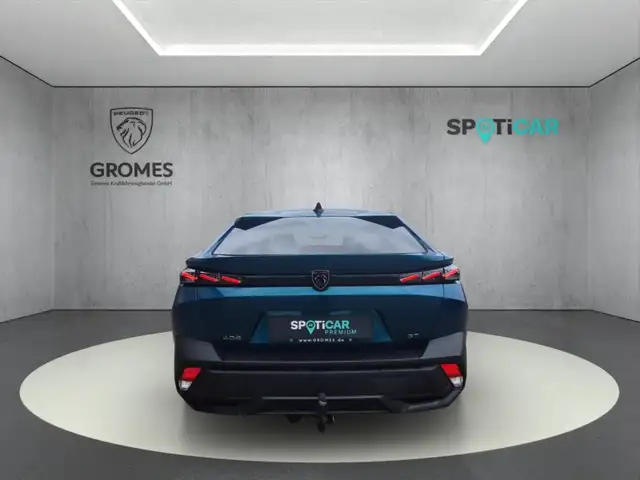 Peugeot 408 view 4