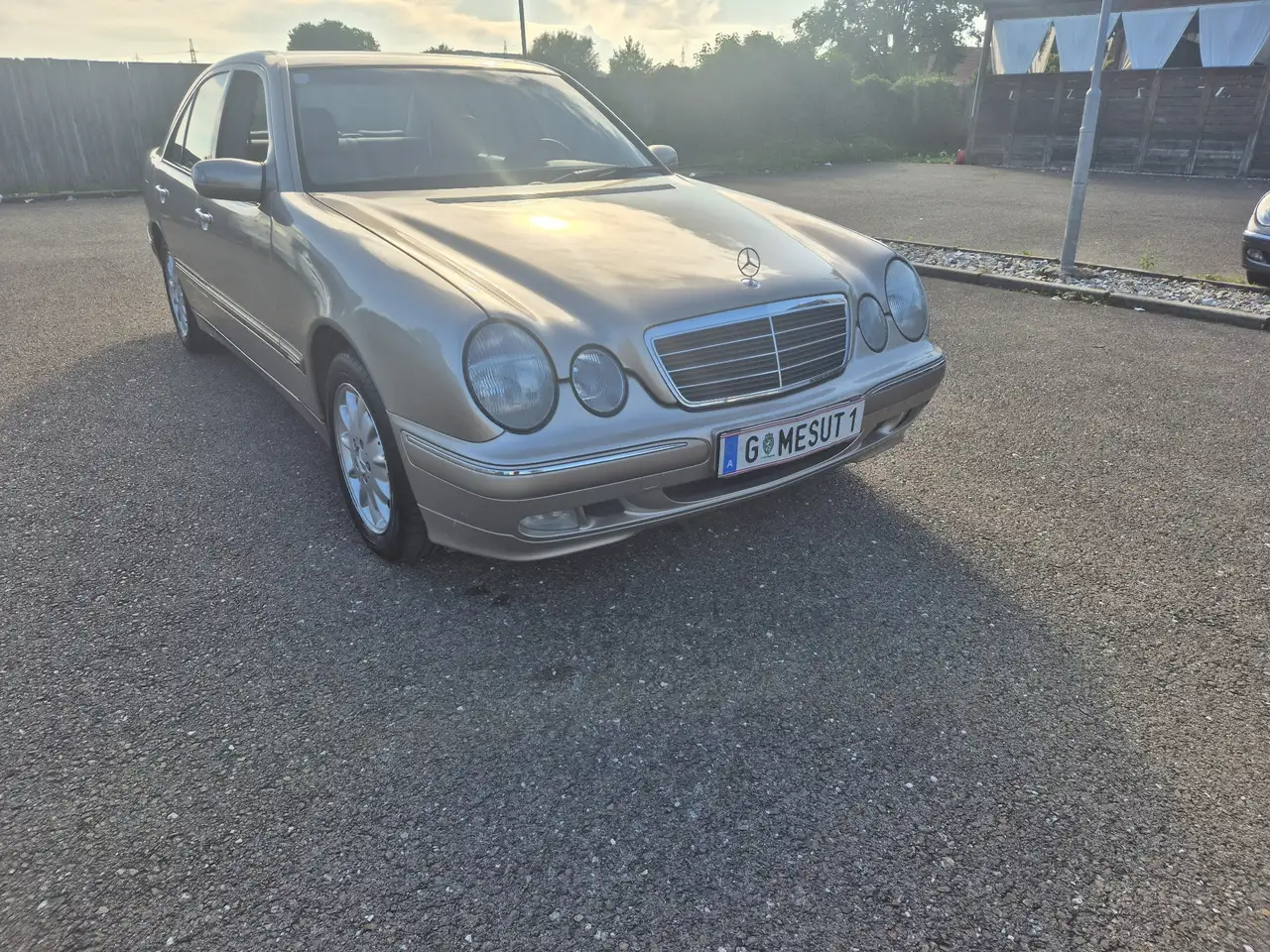 Mercedes-Benz E 200 Elegance CDI Aut., foto 3