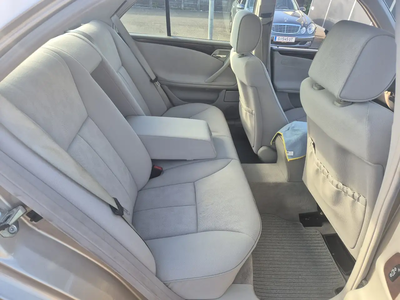 Mercedes-Benz E 200 Elegance CDI Aut., foto 8