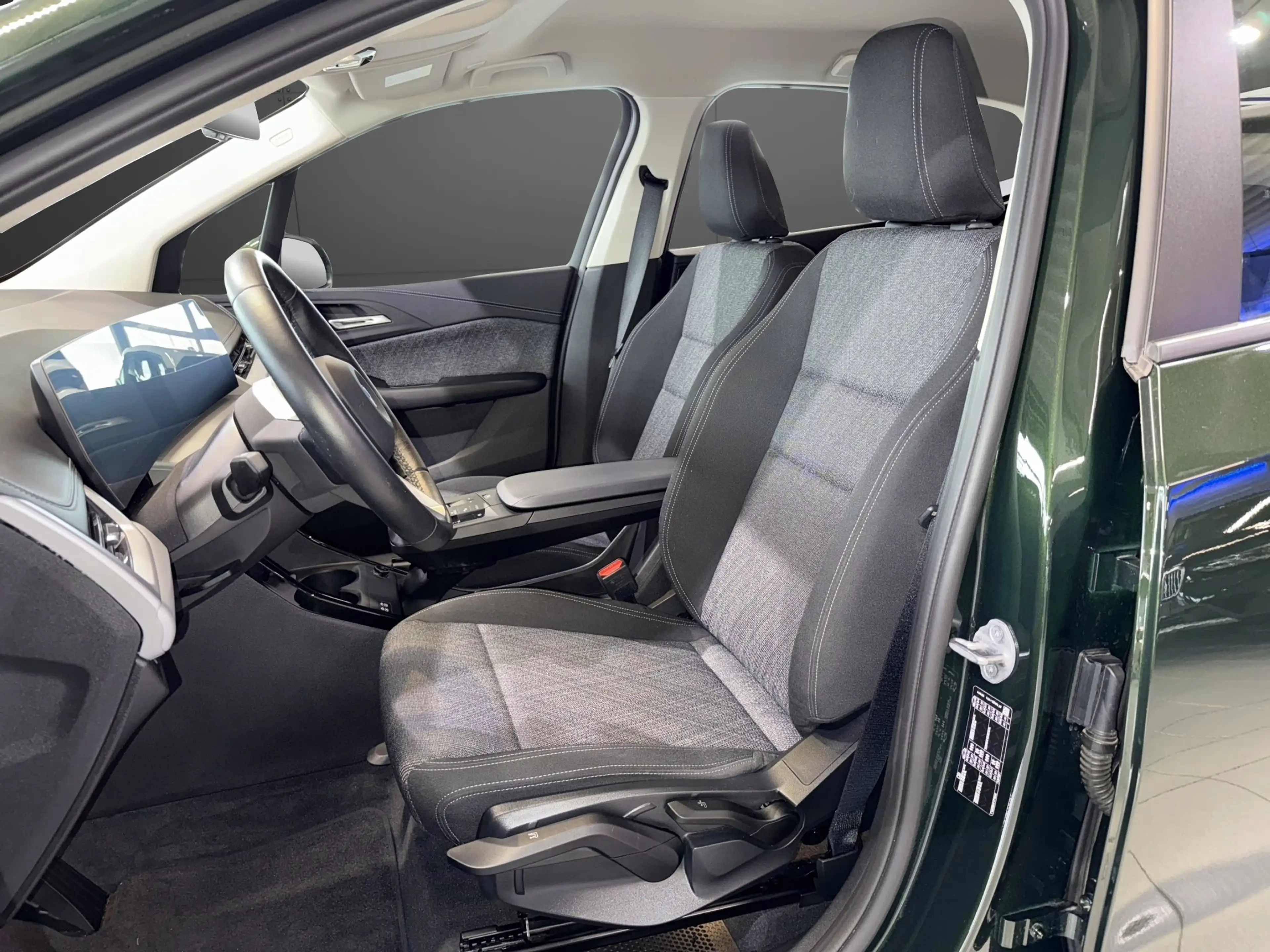 BMW 216 i Active Tourer PremiumPaket NP 39.009,- LED+ — photo 10