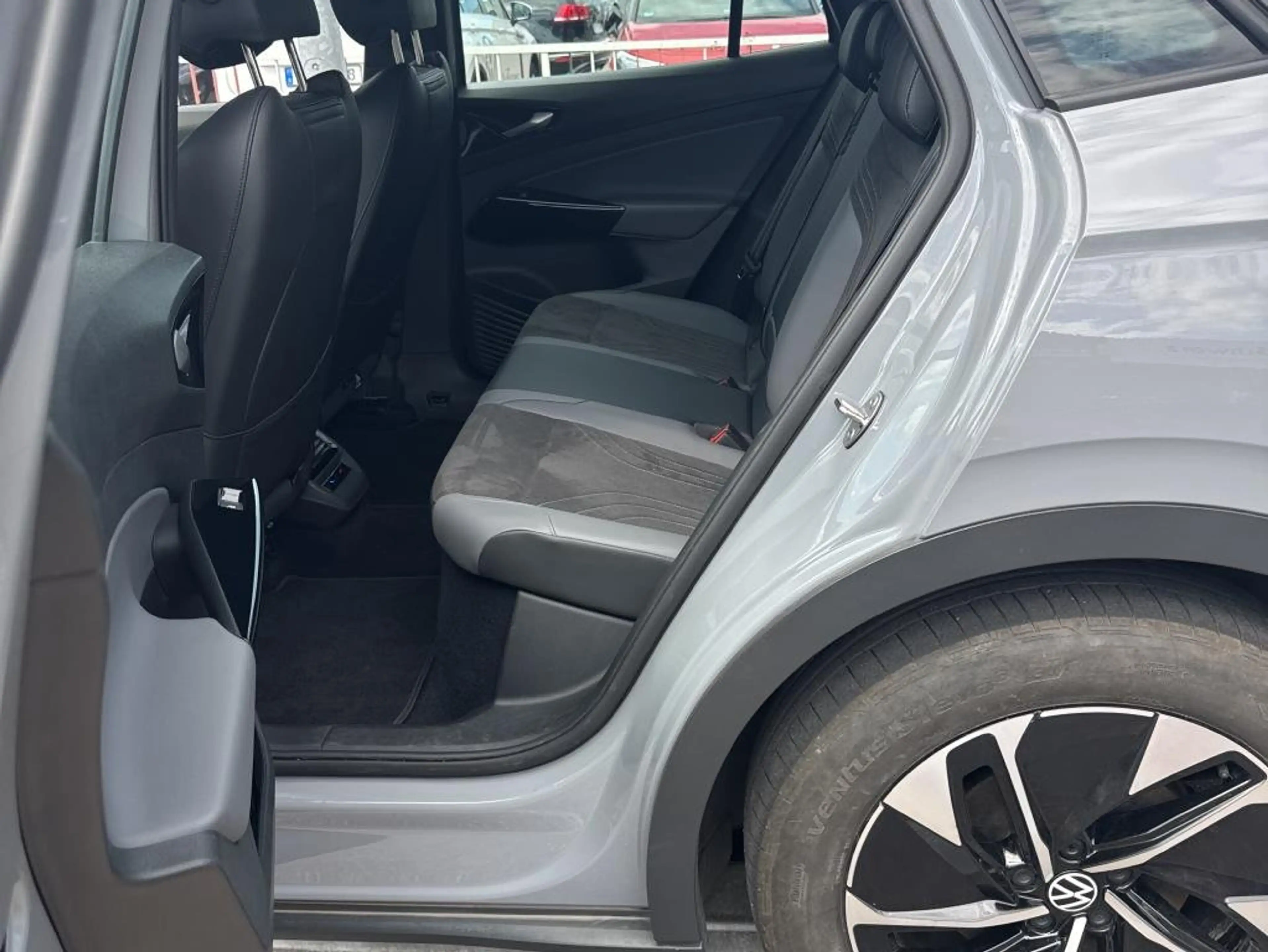 Volkswagen ID.4 Pro Performance 150kW ACC LED App Connect — photo 4