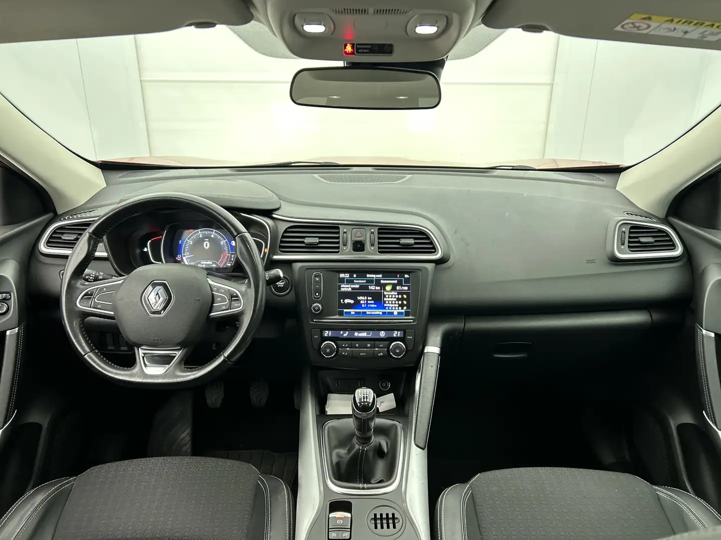 Renault Kadjar 1.2 TCe Intens(NL-auto, Goed onderH, Trekhaak, Nav Rood - 2