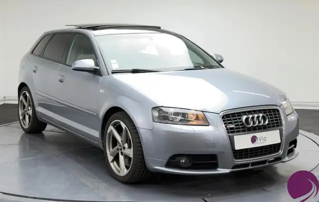 Audi A3 view 3