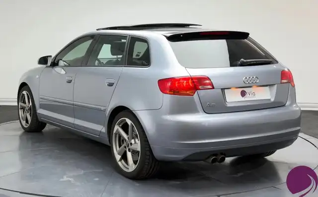 Audi A3 view 8