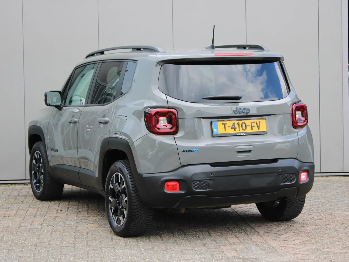 Jeep Renegade 4xe 240 Plug-in Hybrid Electric New Upland | Navi Grijs - 2