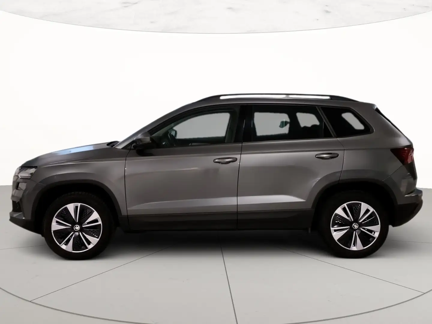 Skoda Karoq 1.0 tsi executive 110cv Gris - 2