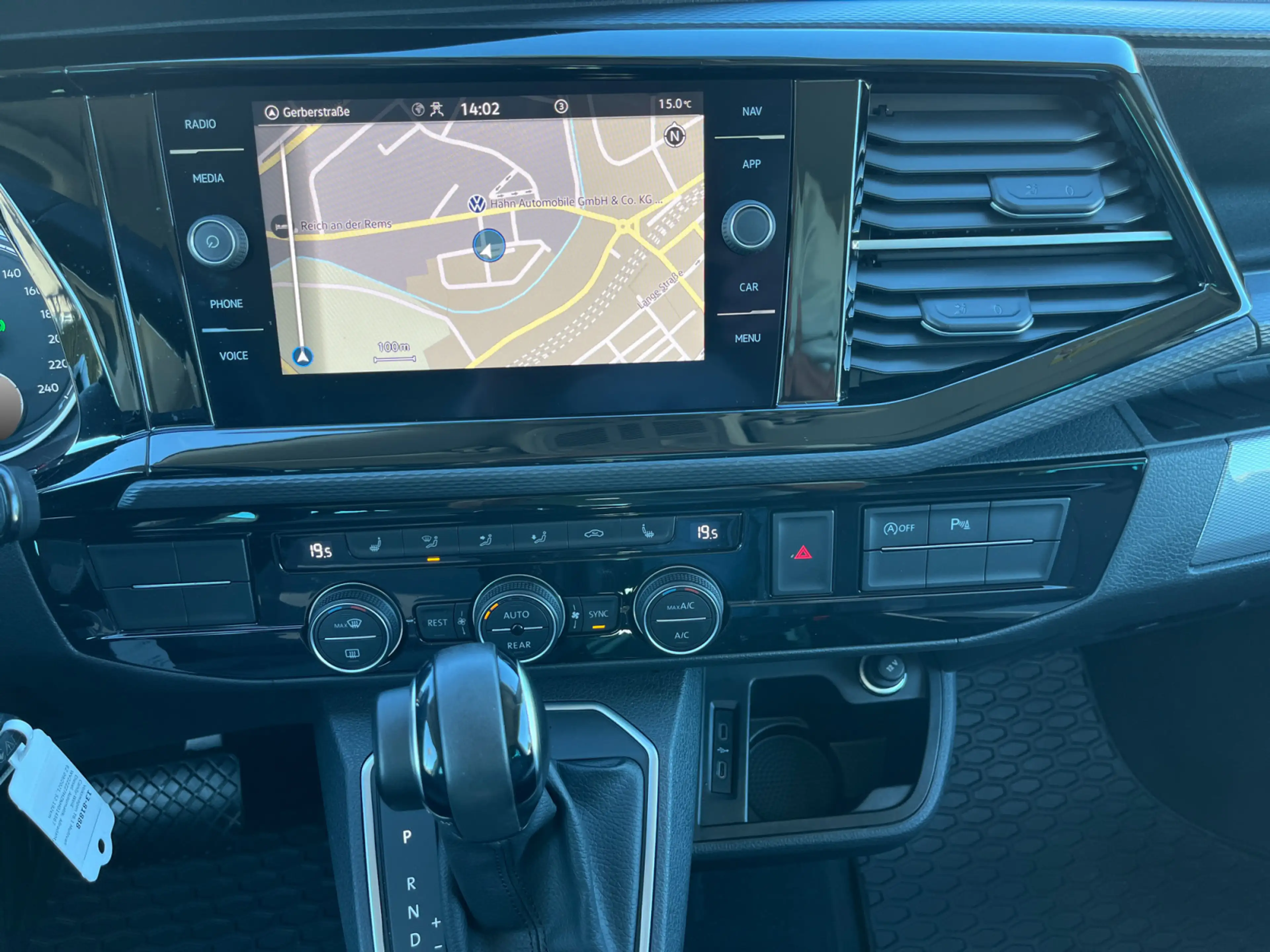Volkswagen T6.1 Multivan 2.0 TDI 4MO Generation Six Led Nav — photo 7