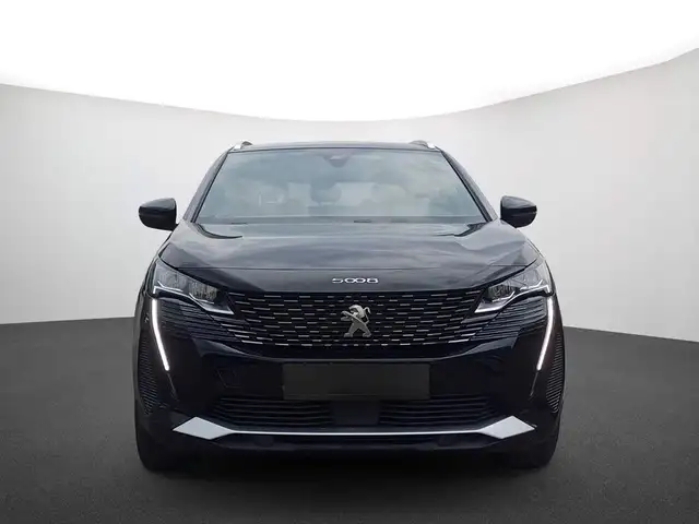 Peugeot 5008 view 2