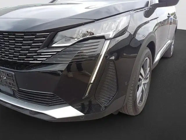 Peugeot 5008 view 9
