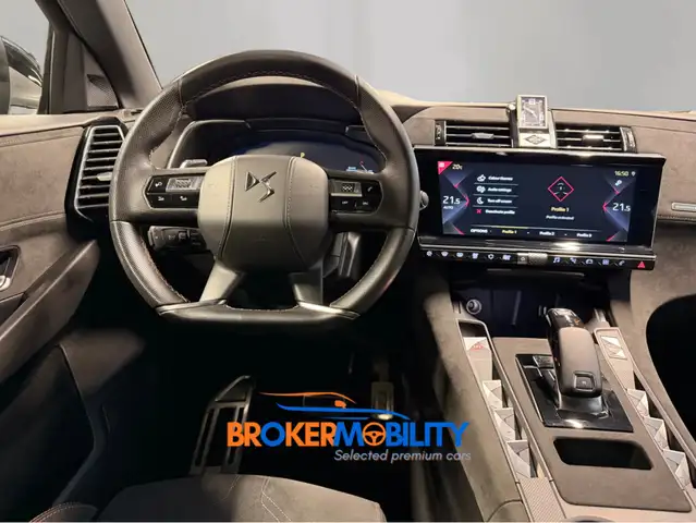 DS Automobiles DS 7 Crossback view 13