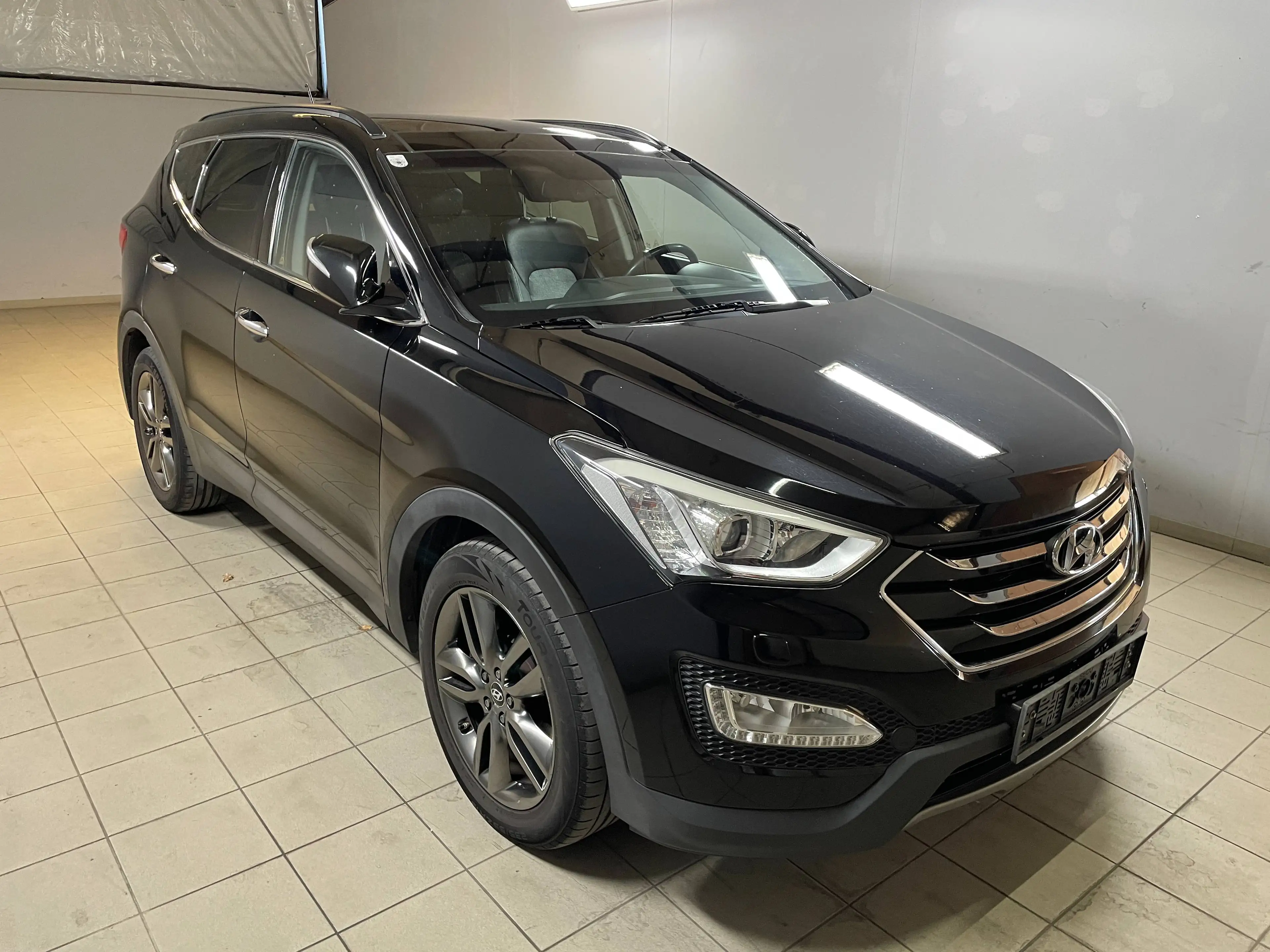 Hyundai SANTA FE 2.2 CRDi Premium (145kW) (4WD) — photo 2