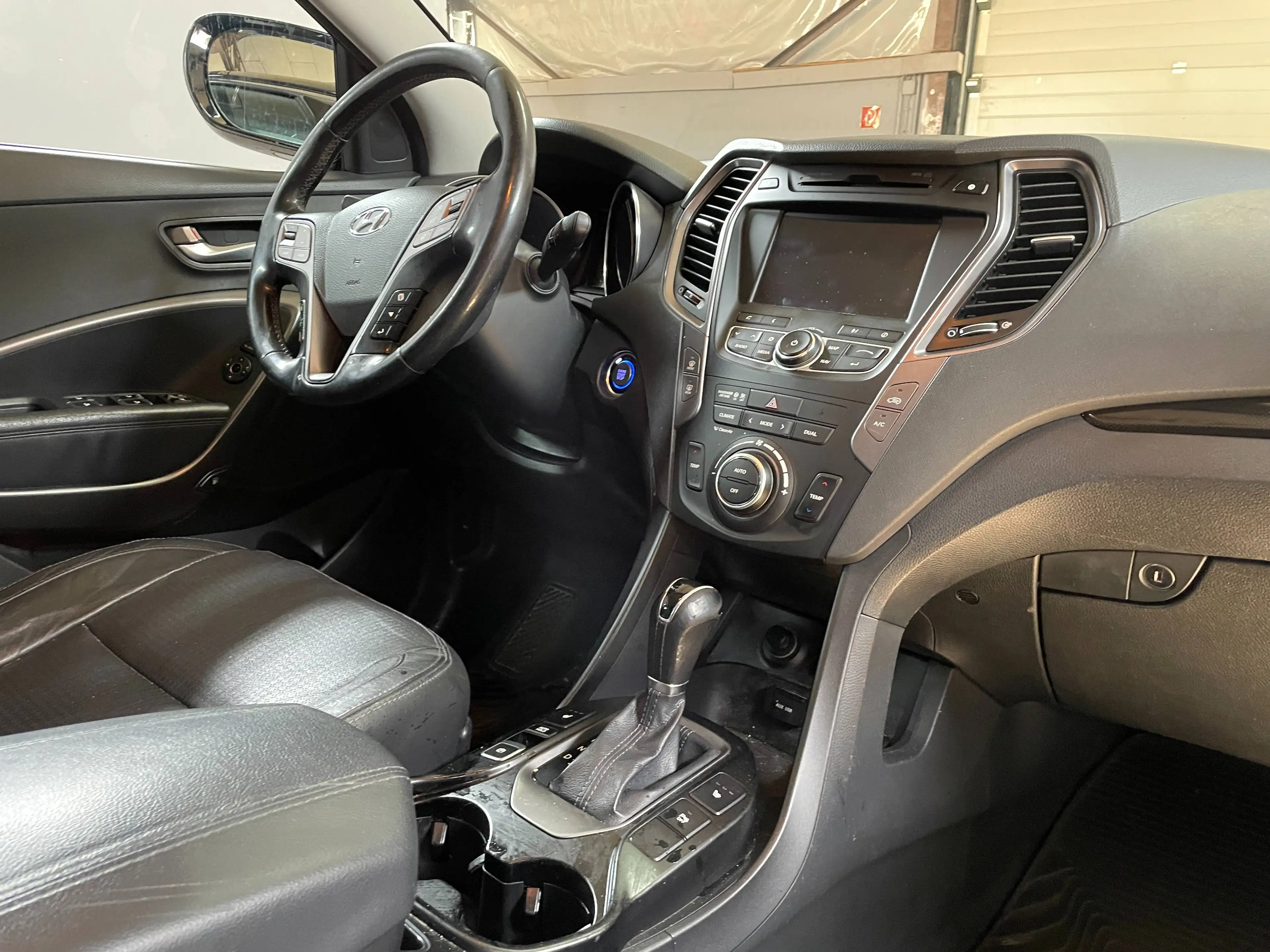 Hyundai SANTA FE 2.2 CRDi Premium (145kW) (4WD) — photo 6