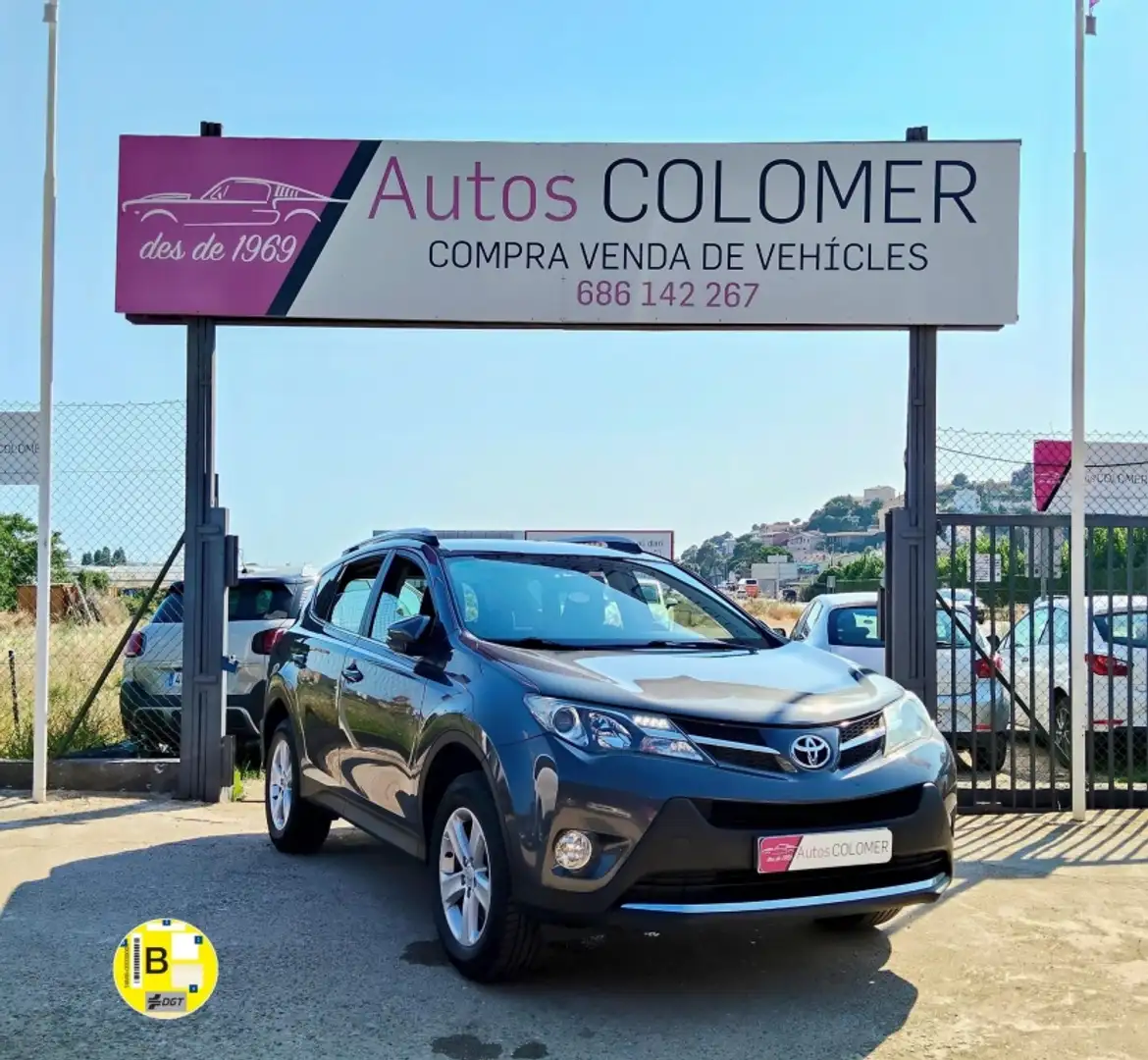Toyota RAV 4 120D Advance 4x2 Gri - 1