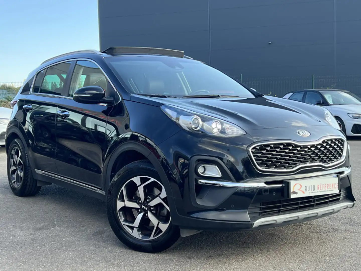 Kia Sportage 1.6 CRDI 115 CH MHEV DESIGN / CAMERA / TOIT OUVRANT Noir - 2