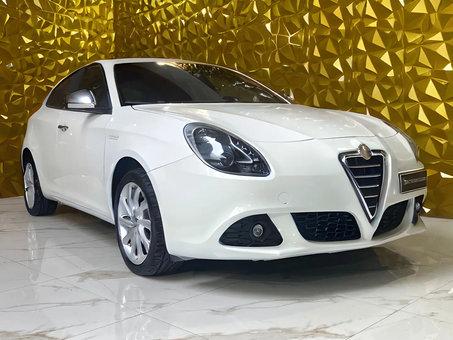 Alfa Romeo Giulietta Giulietta III 2.0 jtdm 2 Exclusive 140cv Weiß - 1