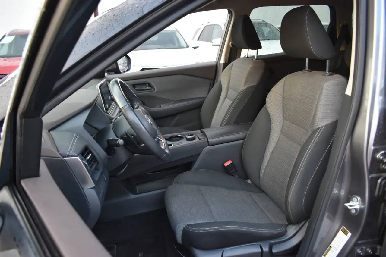 Nissan Rogue fotografie Nissan Rogue