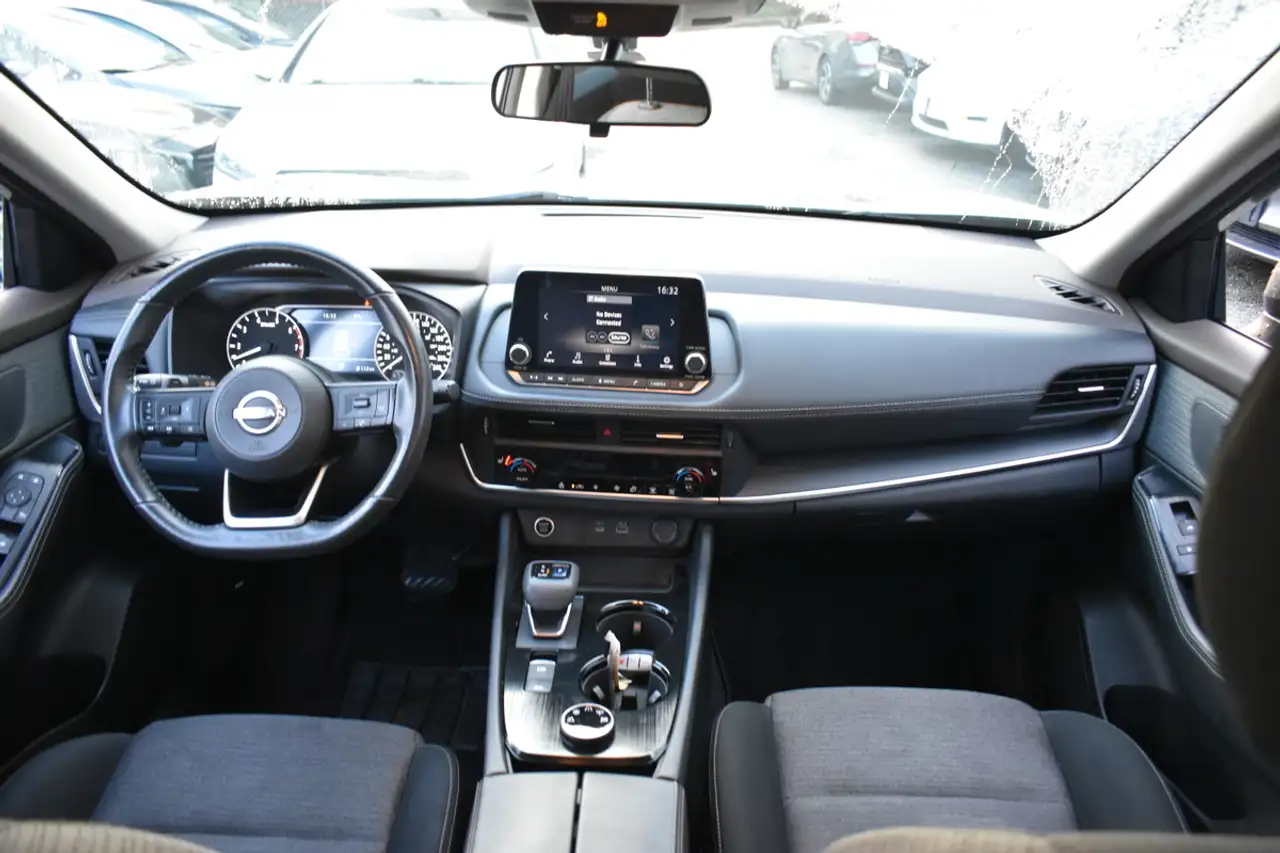 Nissan Rogue fotografie Nissan Rogue