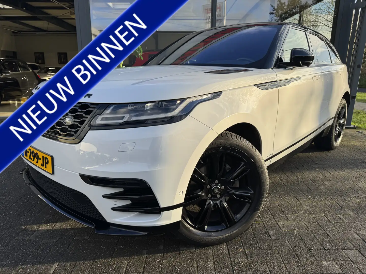 Land Rover Range Rover Velar 2.0 P250 Turbo AWD R-Dynamic S Wit - 1