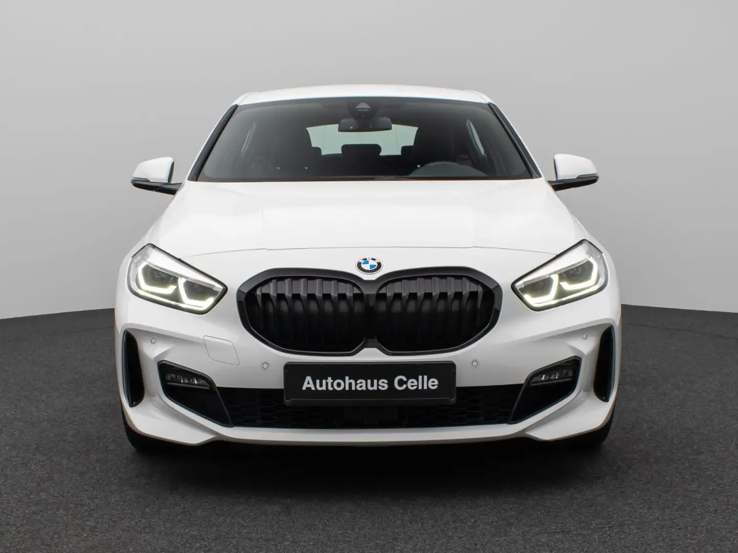 BMW 120 d xDr M Sport HiFi Komfort Paket Plus Kamera Weiß - 2