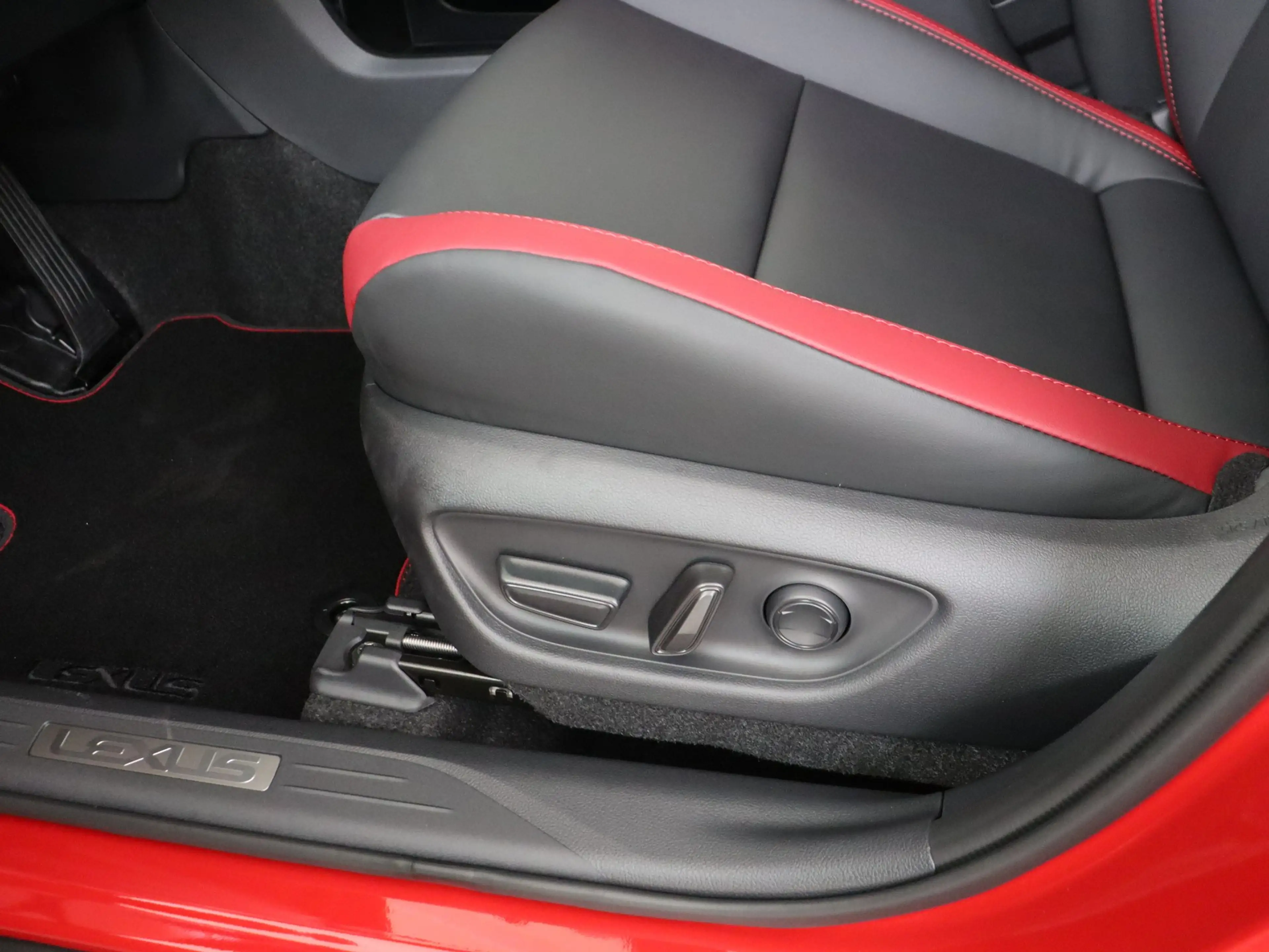 Lexus LBX 35th Edition Gelimiteerd leverbaar! — photo 11