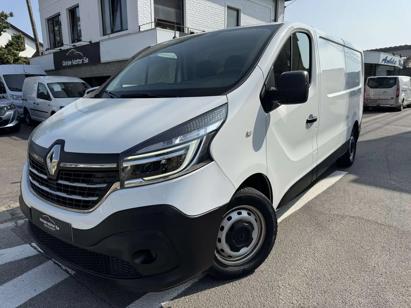 Renault Trafic 2.0dci 145Cv/Full led /Climatisation /Garantie.. Bílá - 1