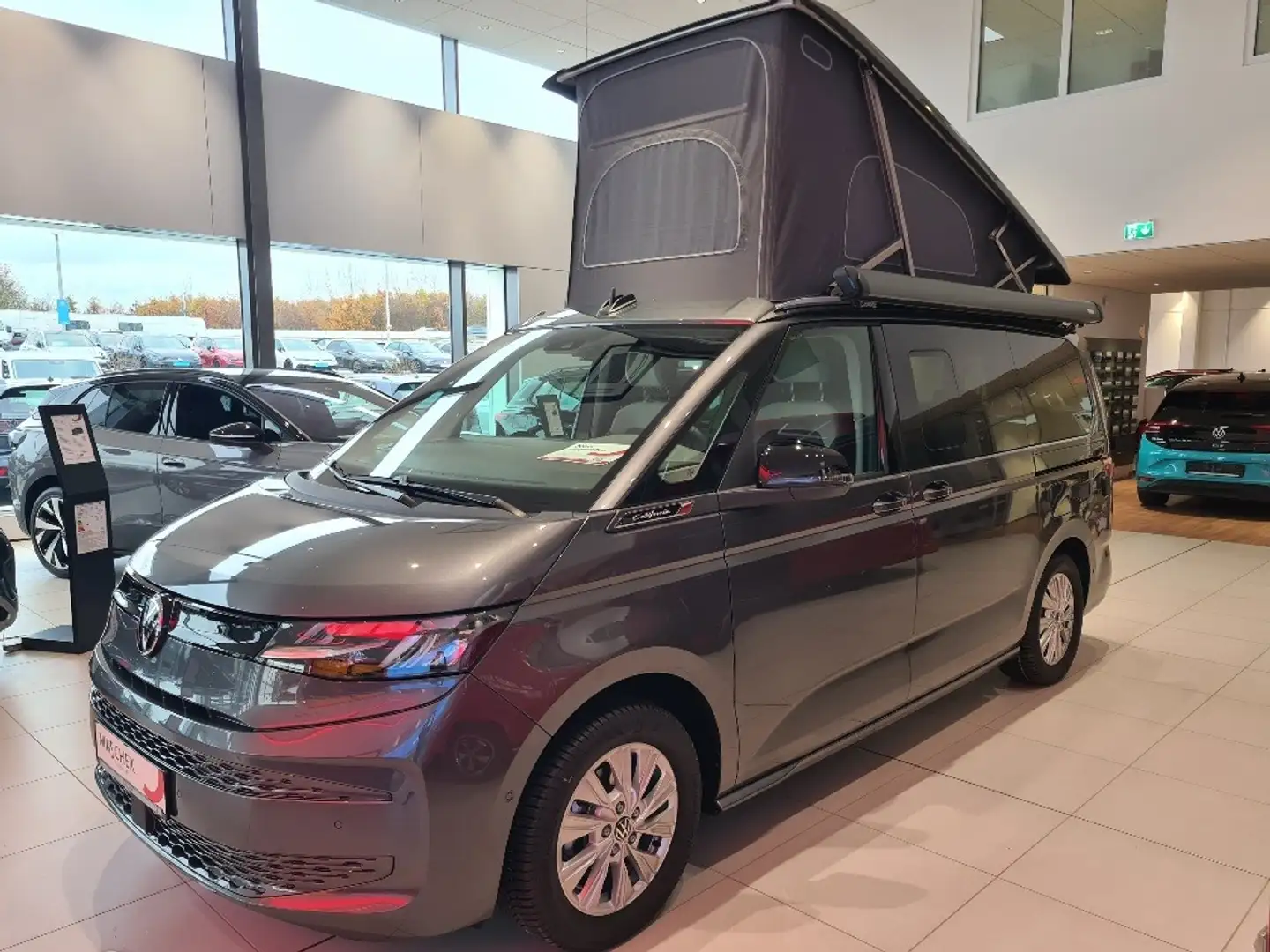 Volkswagen T7 California Beach Tour Camper 2.0 TDI SCR 110 kW 7-Gang-DSG Grau - 1